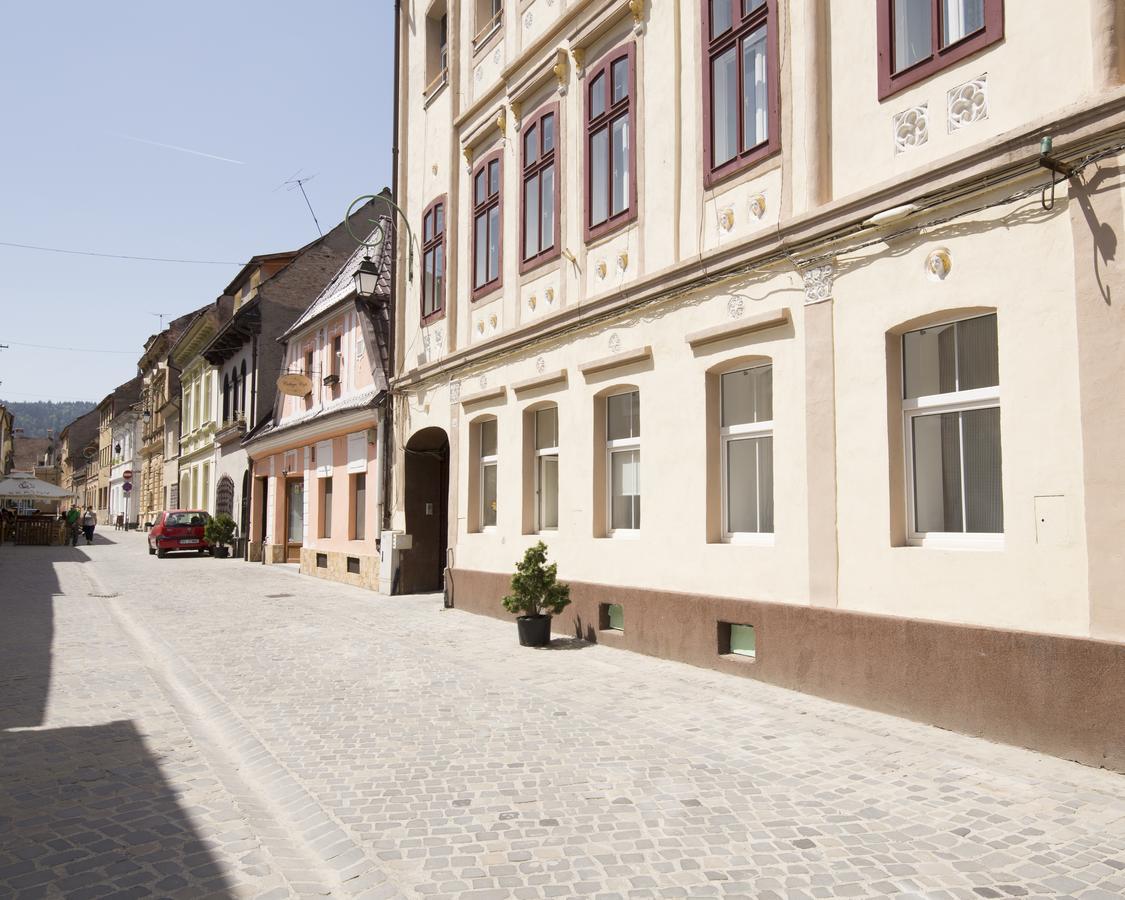 Sunny Old Town Apartment Brasov Exterior photo